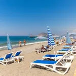 Relax 4*