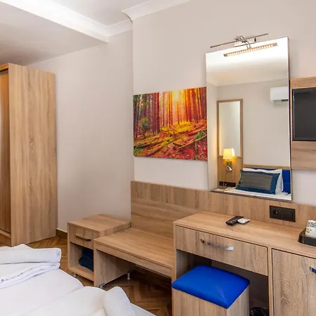Relax Hotel