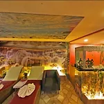 Otel Relax 4*